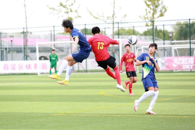 九游游戏中心官网-包含青少年足球“创新体验”项目在全国各地火热开启，普及度不断提升的词条